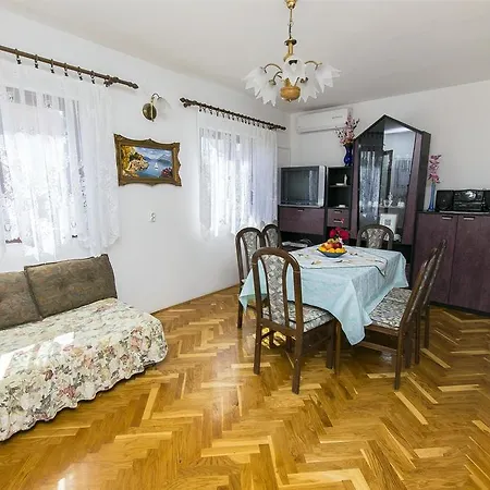 Danica Apartment